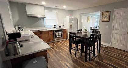 Spacious 5BR Taylors Home Near Downtown Greenville