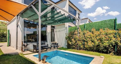 1 Deluxe Villa Isıtmalı Havuz, Ateş Çukuru