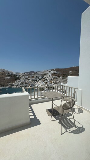 Outdoor dining - Borgo Stampalia – Villa Sabbia (Astypalea)