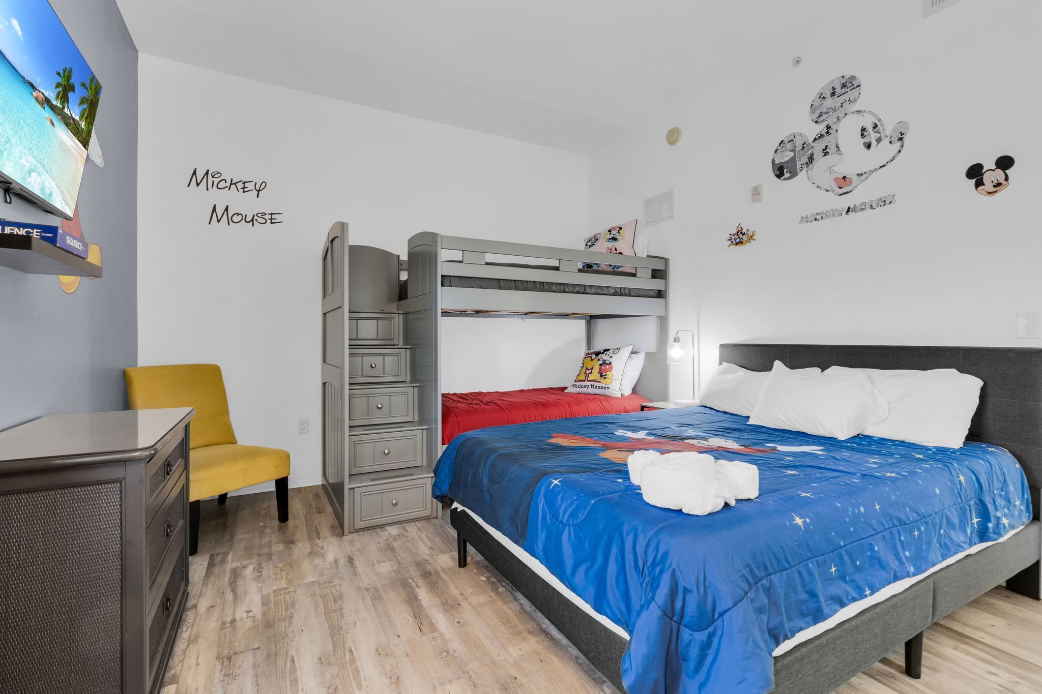 2 slaapkamers, een strijkplank/strijkijzer, wifi, beddengoed