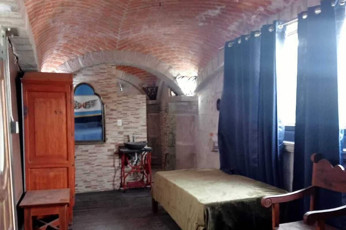 Double Room, Balcony, City View | WiFi (free)