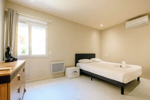 Room - Vrbo Property (Cannes)