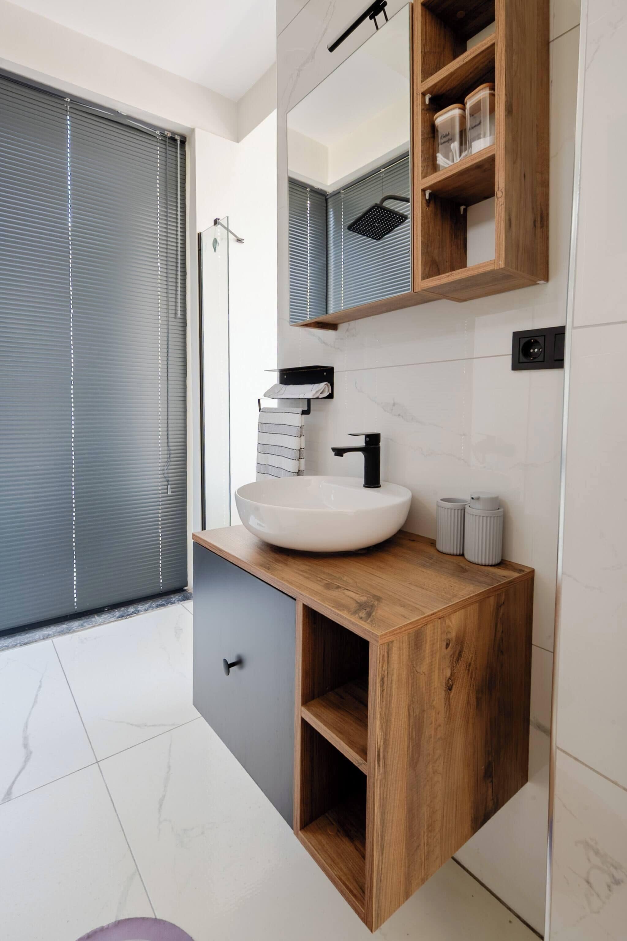 Villa, 2 Bedrooms, Accessible, Smoking | Bathroom