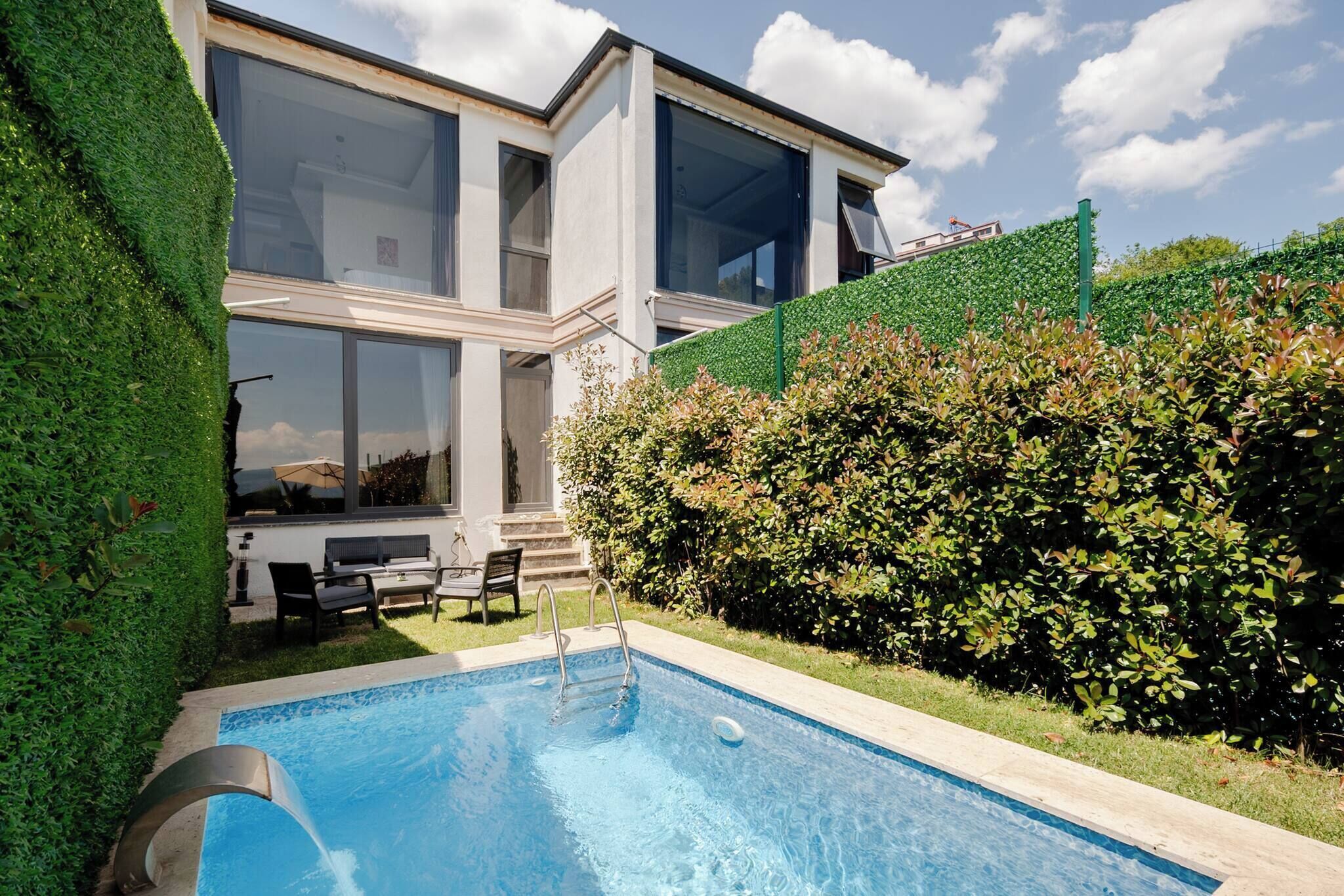 Villa, 2 soverom, tilgjengelighetstilpasset, røyk | Basseng | Utendørsbasseng