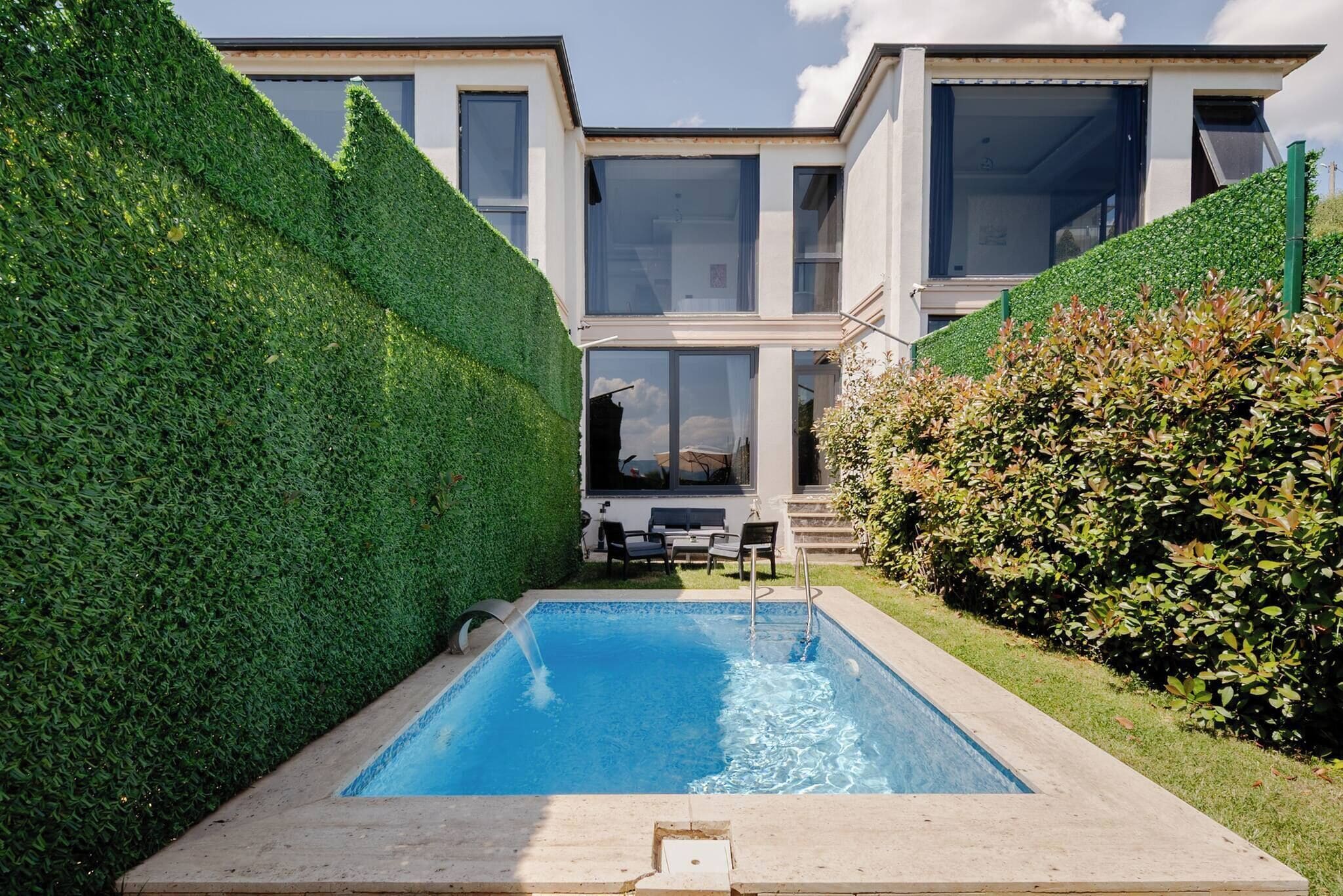Villa, 2 chambres, accessible aux personnes à mobilité réduite, fumeurs | Piscine | Piscine extérieure