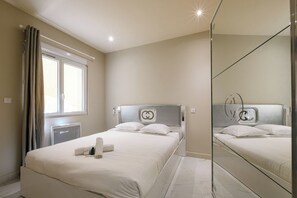 Room - Vrbo Property (Cannes)