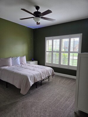 Room - Our Sango Retreat (Clarksville)