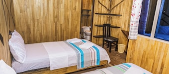 Room—the perfect place to relax, surrounded by nature