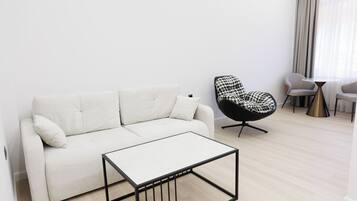 Suite Premium, balcón, vistas al río | Zona de estar