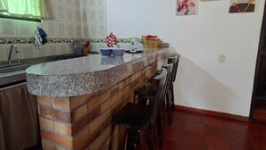 Cabin dành cho gia đình, quang cảnh vườn | Bếp riêng