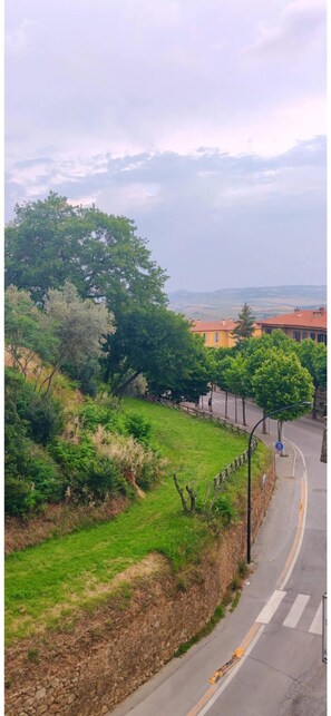 Unclassified image, 2 of 8, button - Casa Orcia (San Quirico d'Orcia)