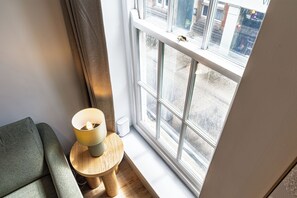 Living area - Cosy 1BR Flat Near York Minster, Bar Walls & Station (York)