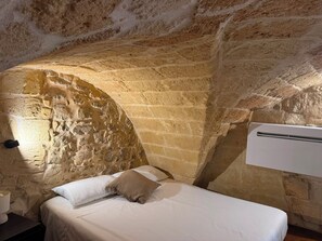 1 chambre, accès Internet, draps fournis