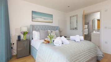 4 bedrooms, free WiFi, individually decorated, individually furnished