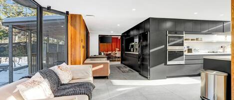 Fernseher