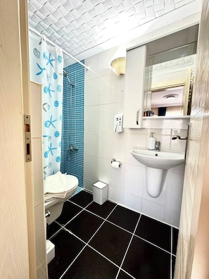 Bathroom - Deniz Kenarı Beach & Garden (Çanakkale)
