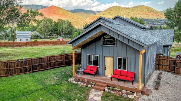 Exterior - Hermosa Meadows Hideaway - 360° Red Cliff Views, Sleeps 5, 10 min to Durango (Durango)