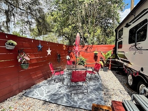 Outdoor dining - The Rolling Roost—Downtown Dade City (Dade City)
