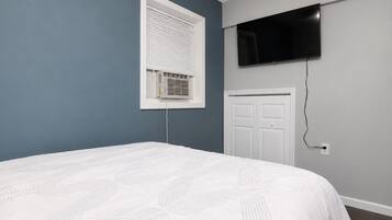 1 quarto, Wi-Fi de cortesia, roupa de cama