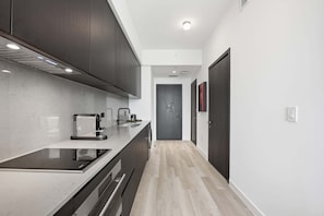 Private kitchen - Experience The Brand New E11EVEN Residences (Miami)