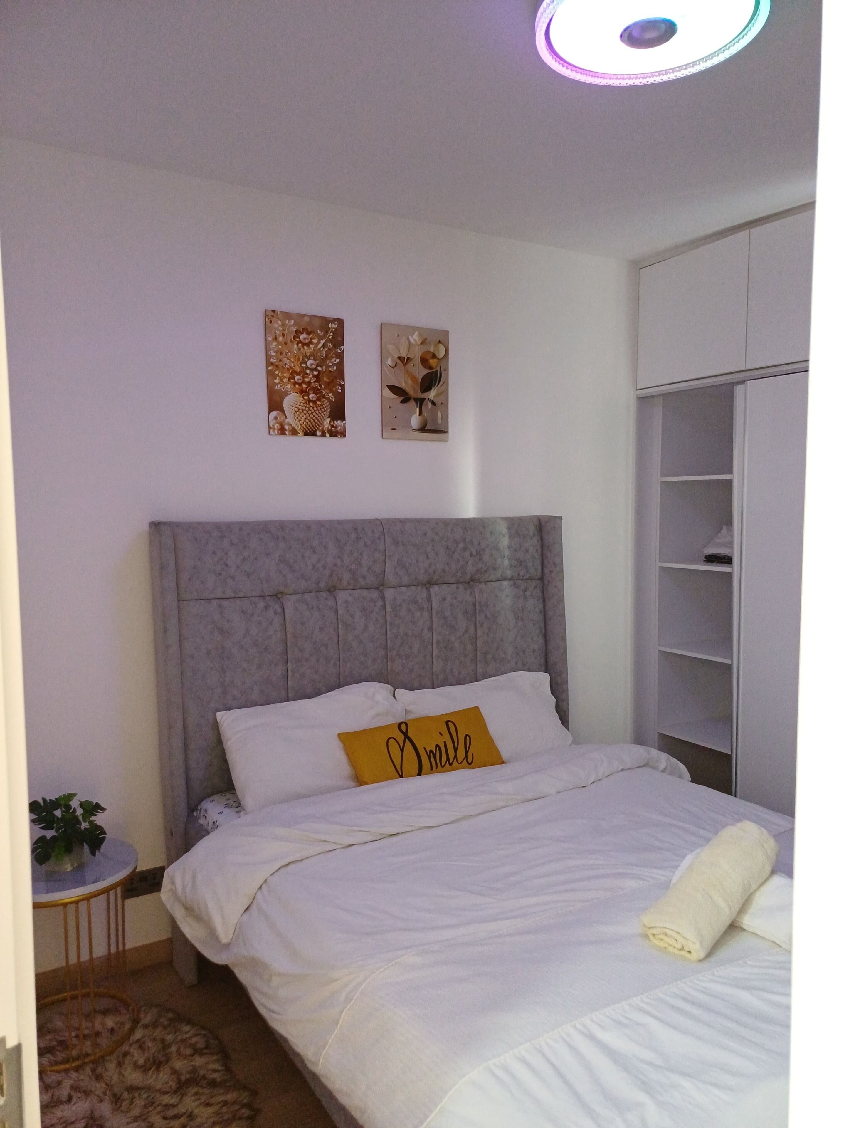 1 bedroom, WiFi, bed sheets