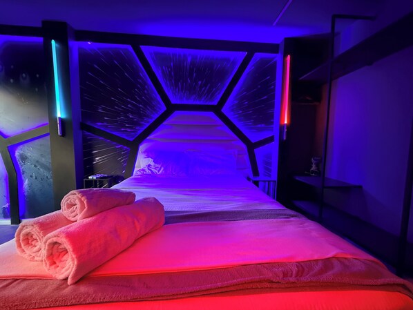 1 室のベッドルーム、WiFi、ベッドシーツ