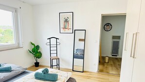 Unclassified image, 5 of 18, button - Stylish apartment with a sun terrace (Heilbronn)