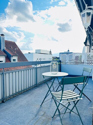 Stylish apartment with a sun terrace
