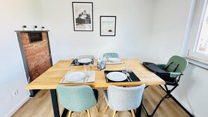 Unclassified image, 4 of 18, button - Stylish apartment with a sun terrace (Heilbronn)