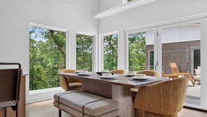 Unclassified image, 3 of 37, button - Charming New Home in Bella Vista (Bella Vista)
