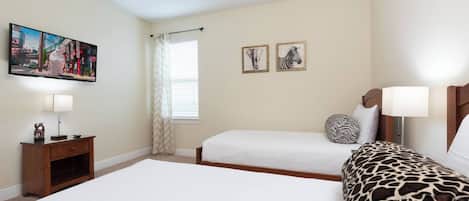 House, 6 Bedrooms, Private Pool | Room amenity