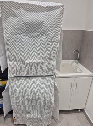 Bathroom - Vrbo Property (Catania)