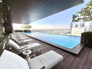 Pool - Apartment in Puerta de Hierro (Zapopan)