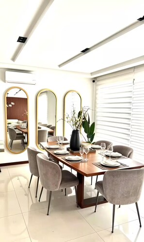 Dining - Luxury Residence (Zapopan)