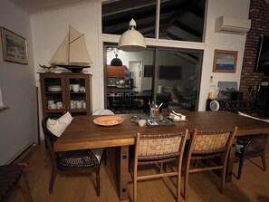 Dining - Hither Hills Private Community Beach Access! Enjoy a wonderful 5br house w/AC (Montauk)