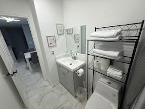 Hair dryer, towels, soap, toilet paper -     Spacious Modern Apartment, Queen Bed • Twin Beds • Sofa Bed (Midland)