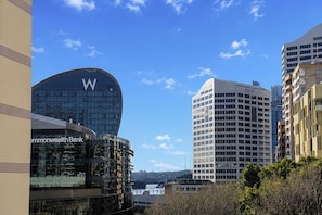 Exterior - Prime Chinatown Luxury Studio with Balcony & View (Sydney)