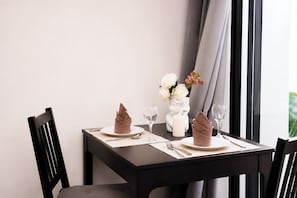 Dining - Prime Chinatown Luxury Studio with Balcony & View (Sydney)