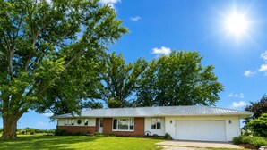 Exterior - Sunset Ridge farm (Cumberland)
