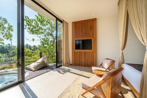 럭셔리 스위트, 수영장 전망 | 고급 침구, 메모리폼 침대, 무료 미니바, 책상