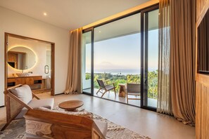 Suite de luxe, vistes al mar | Roba de llit d'alta qualitat i matalassos d'escuma viscoelàstica 