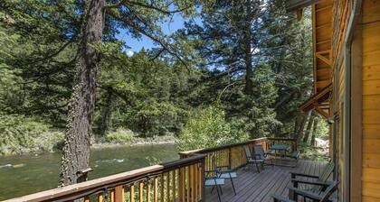 New! Riverfront retreat! Wood Stove! Large Porch!