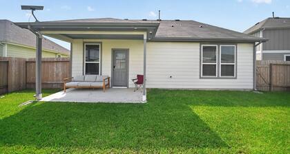 Modern Comfort House ADA Friendly Spacious & Family Ready