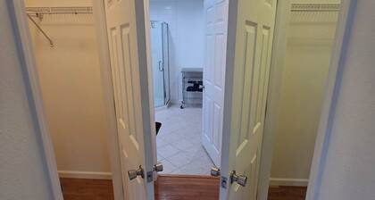 Blue heron INN 3-bedroom home 2.2miles from FLW!