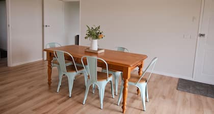 Longford Farm Stay - Family & Pet Friendly