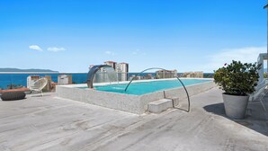 Unclassified image, 2 of 39, button - Luxury in Marina Vallarta Gym Roof Pool (Puerto Vallarta)
