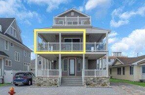 Exterior - Stunning Oceanfront Condo for Rent — Belmar, NJ (Belmar)