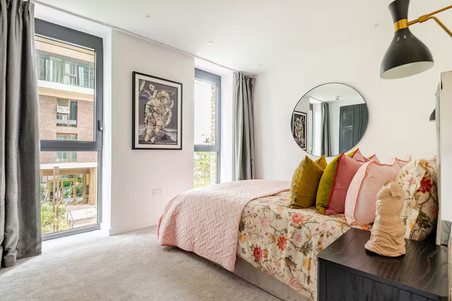 2 bedrooms, iron/ironing board, travel cot, WiFi