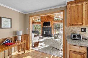 Living area - Silver Coqui Inn| Waterfront Getaway (Bracey)