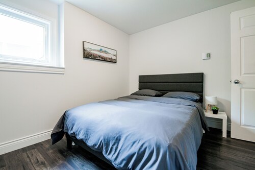 Entire Apt, Free parking [Middle Sackville]